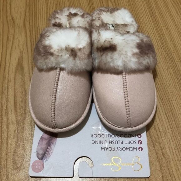 JESSICA SIMPSON - FAUX FUR HOUSE SLIPPERS WOMEN SIZE Small - Picture 1 of 16